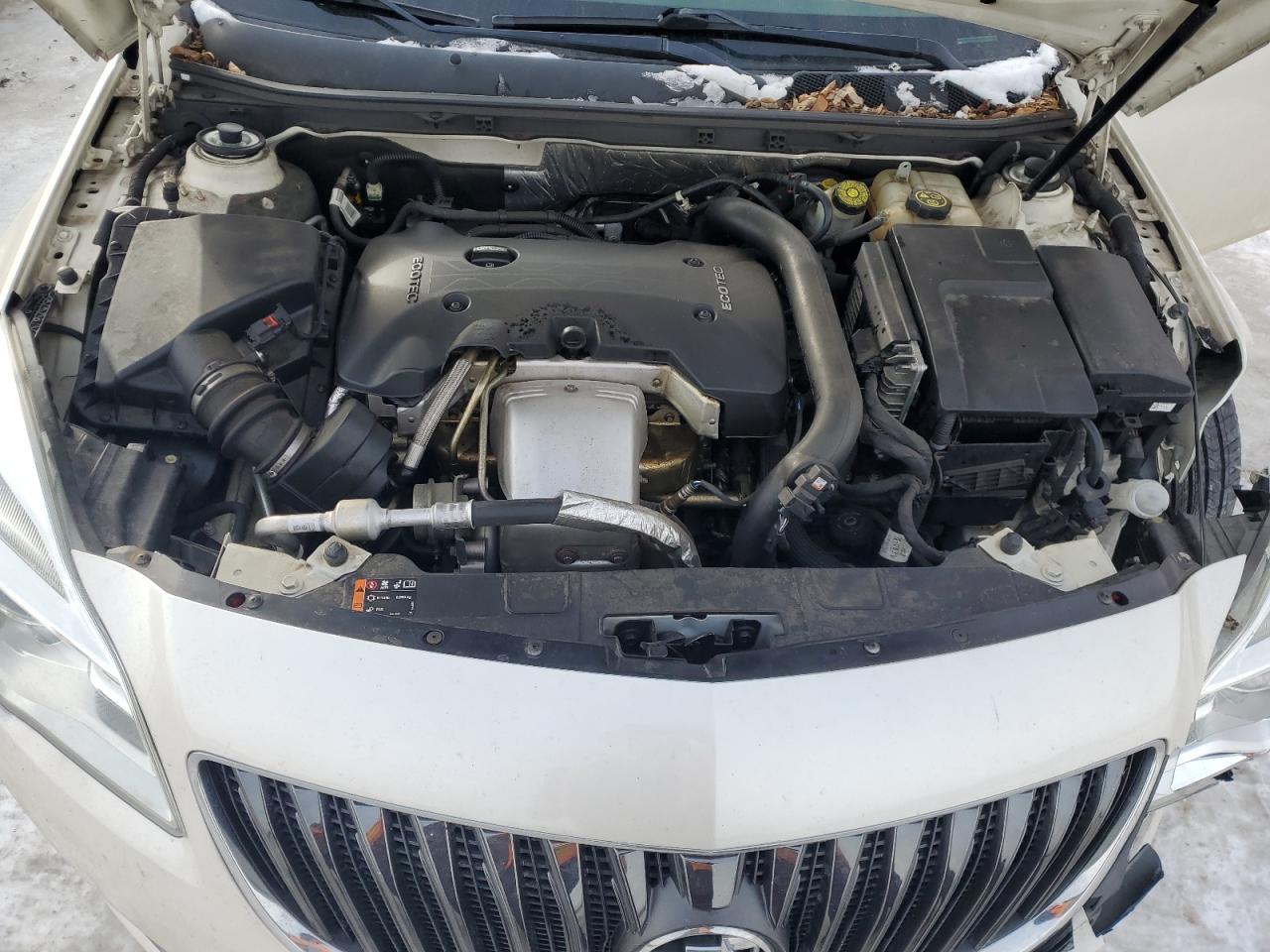 2014 Buick Regal - Image 11