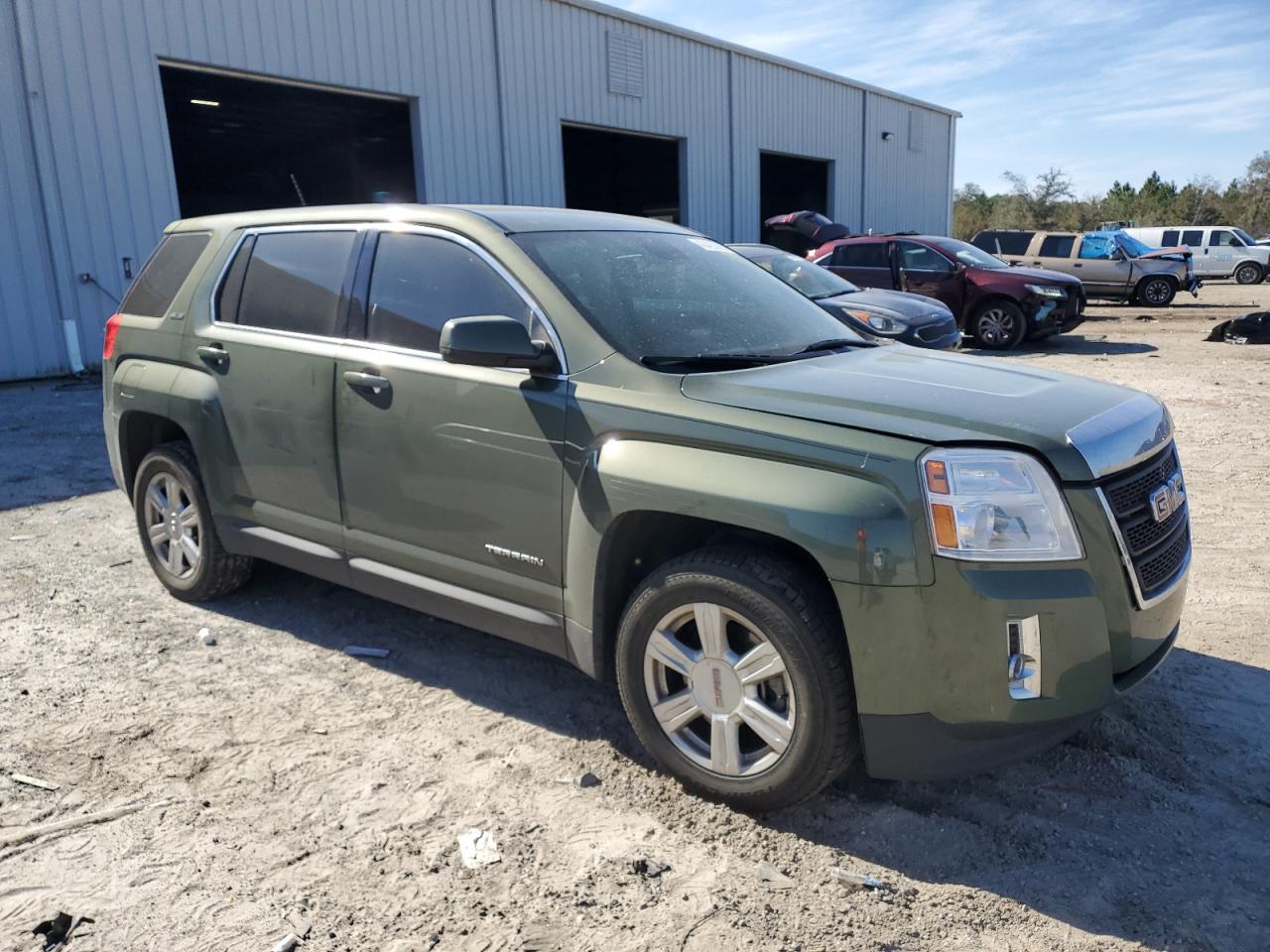 2015 GMC Terrain - Image 4