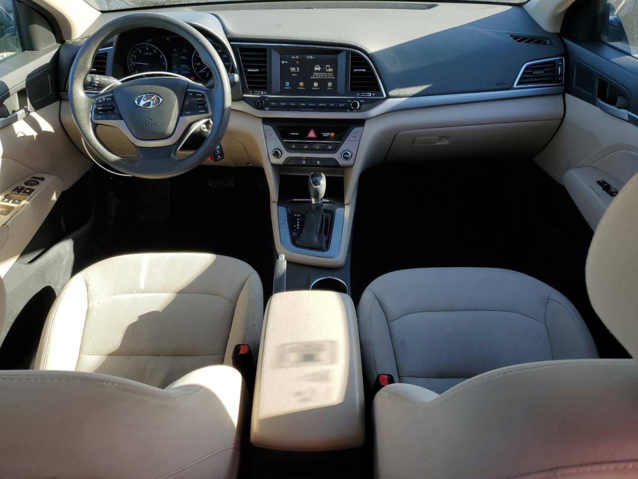 2017 Hyundai Elantra - Image 8