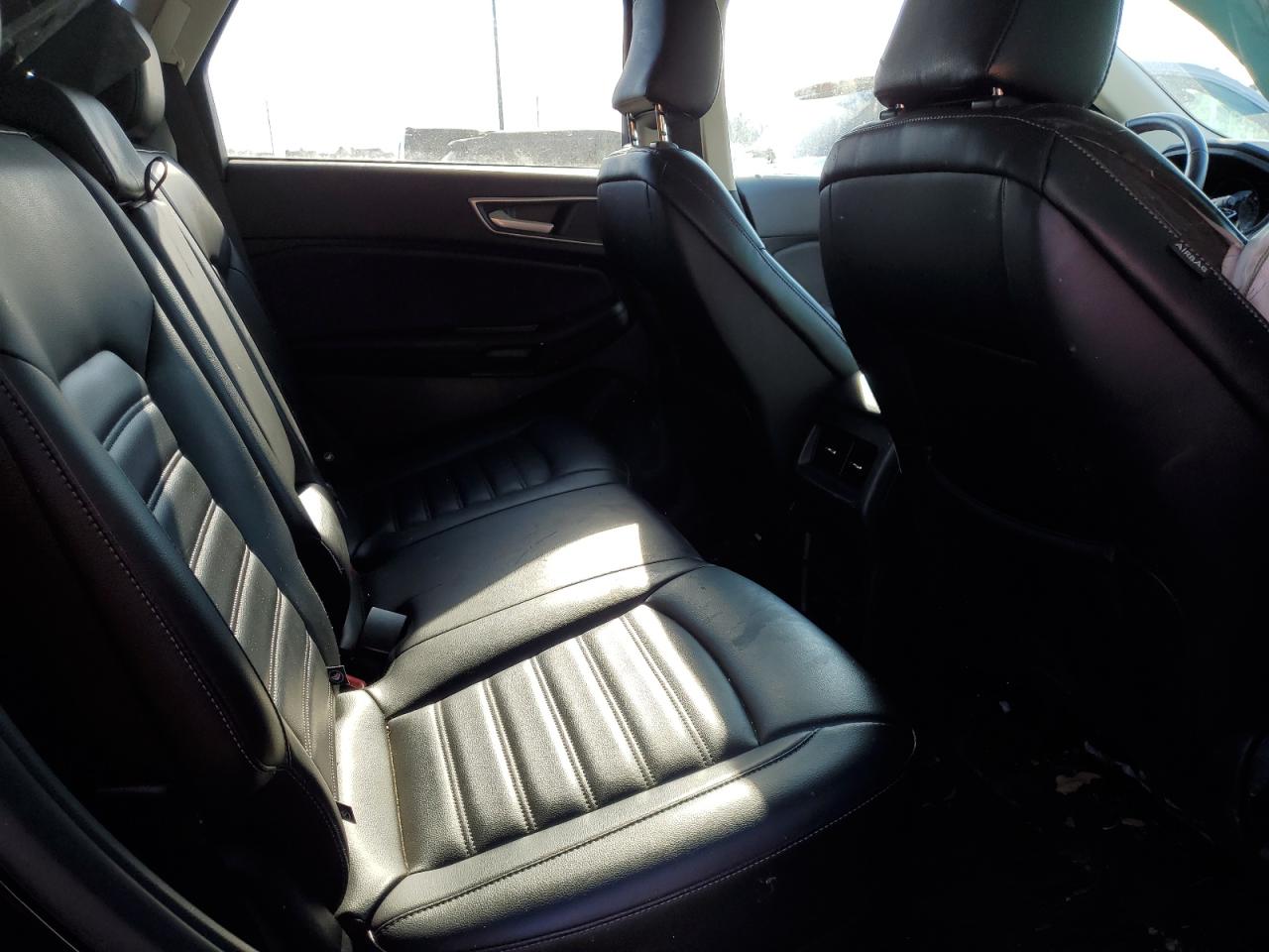 2023 Ford Edge - Image 11