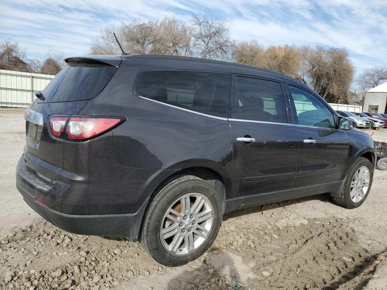 2015 Chevrolet Traverse - Image 3