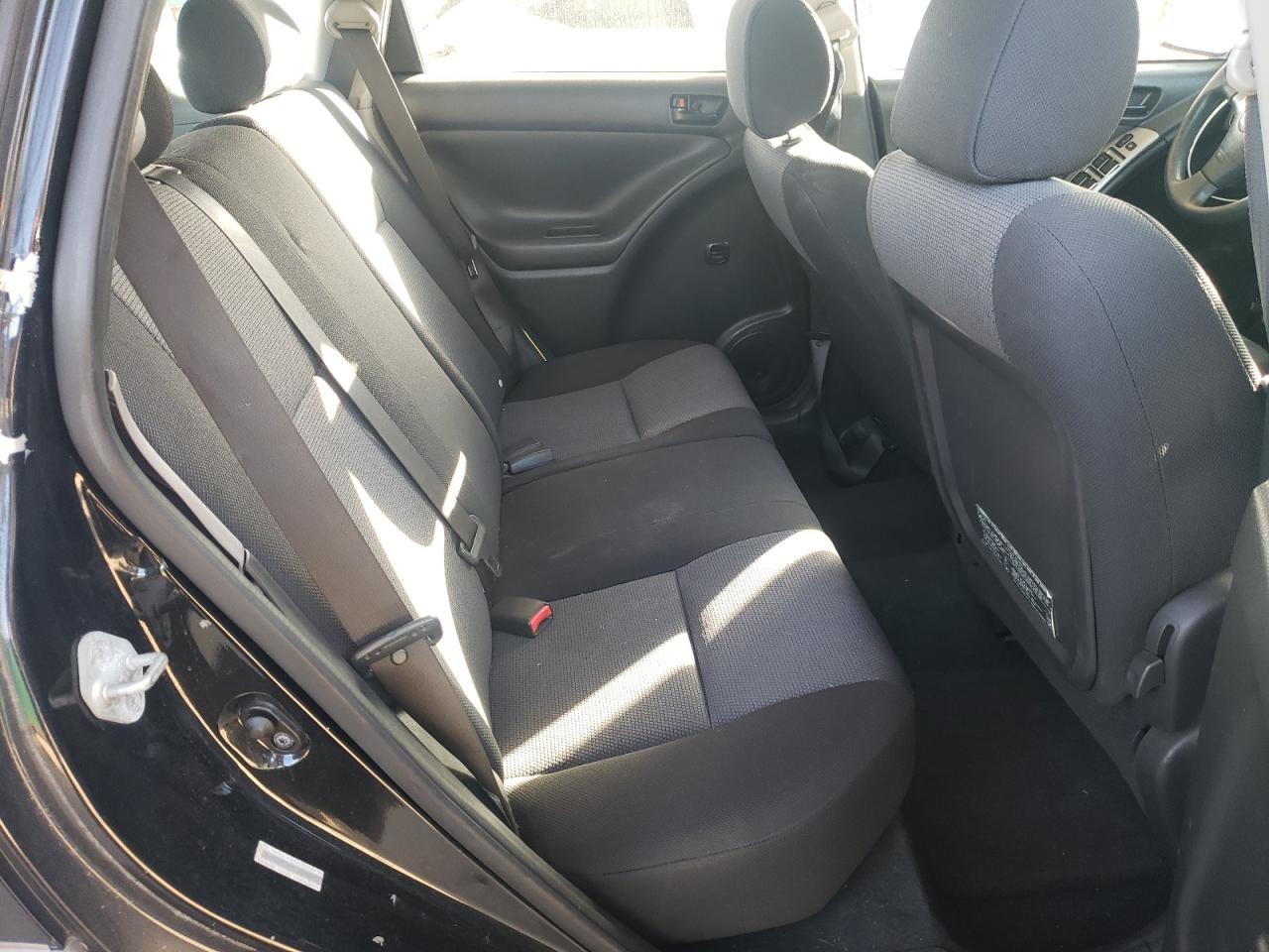 2008 Pontiac Vibe - Image 10