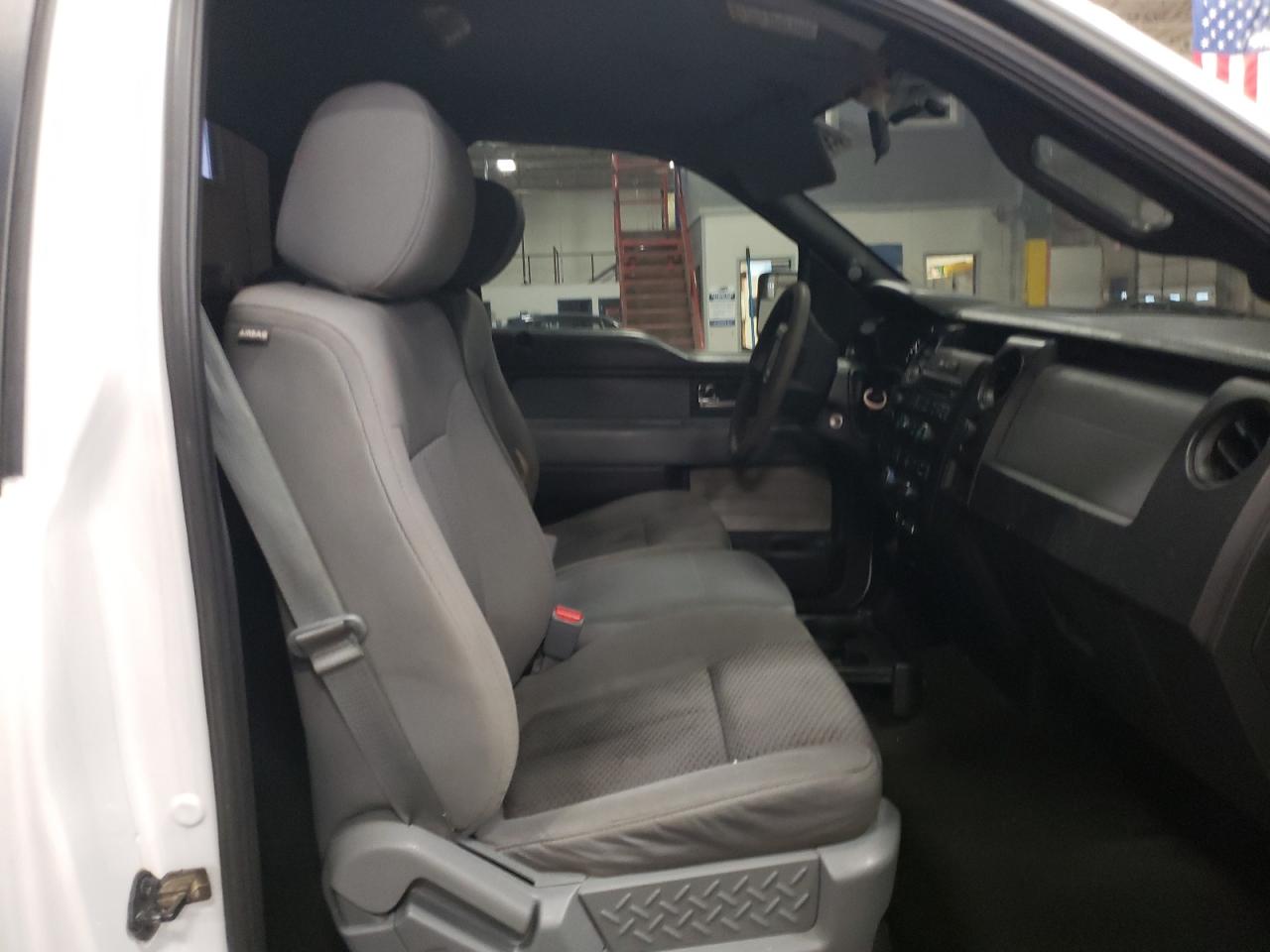 2013 Ford F-150 - Image 10