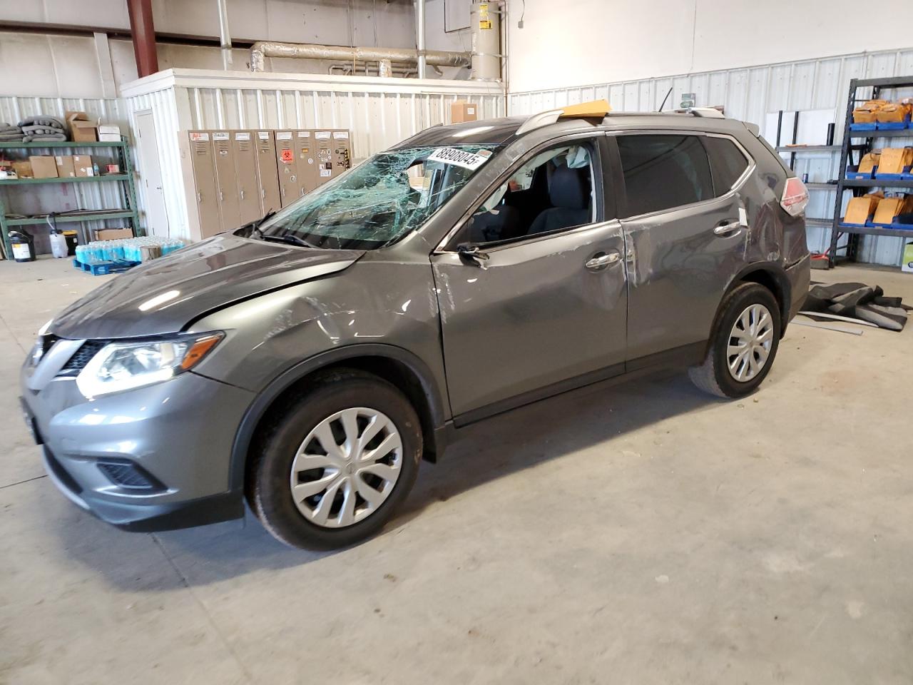 2016 Nissan Rogue - Image 1