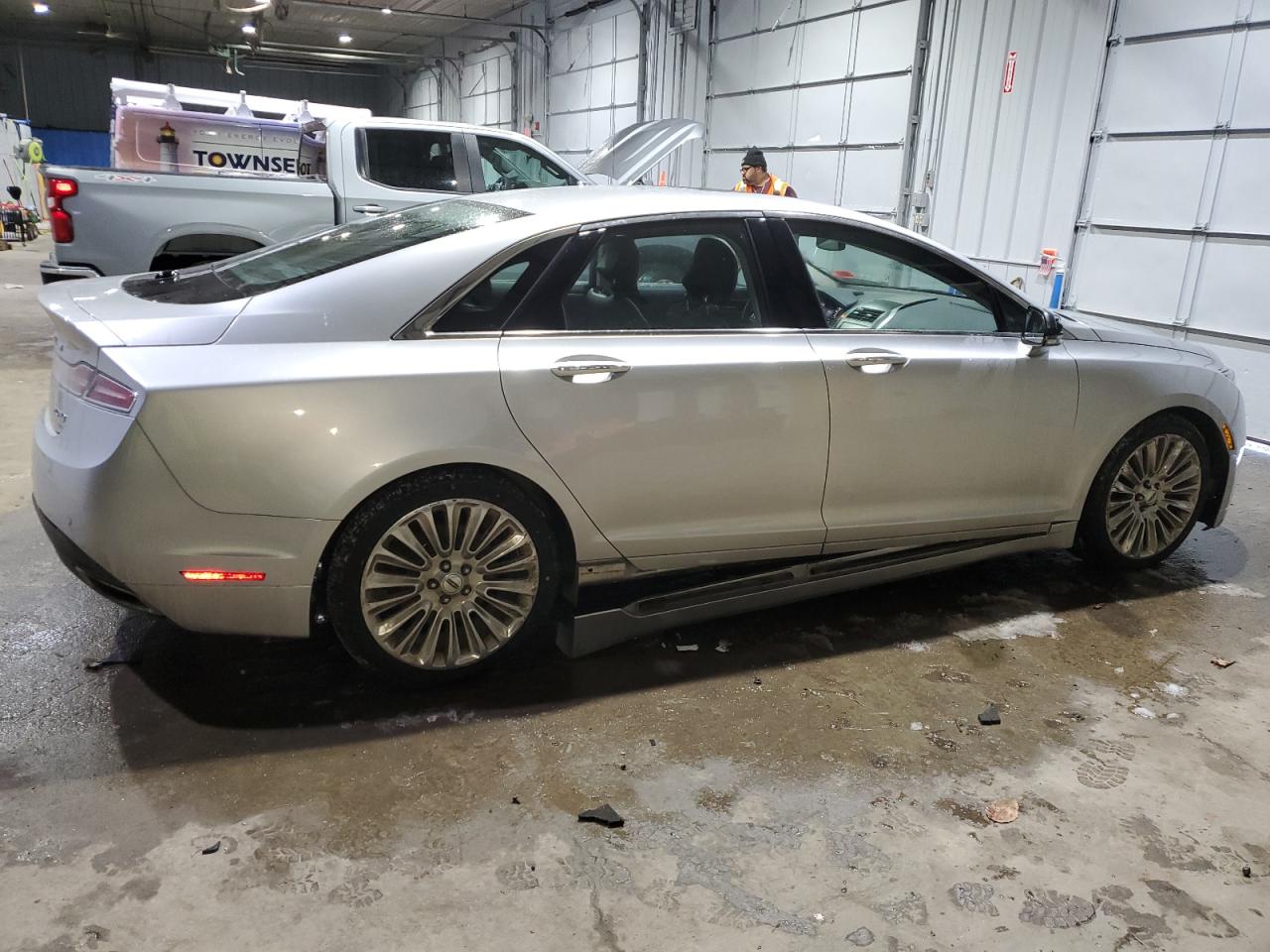 2013 Lincoln MKZ - Image 3
