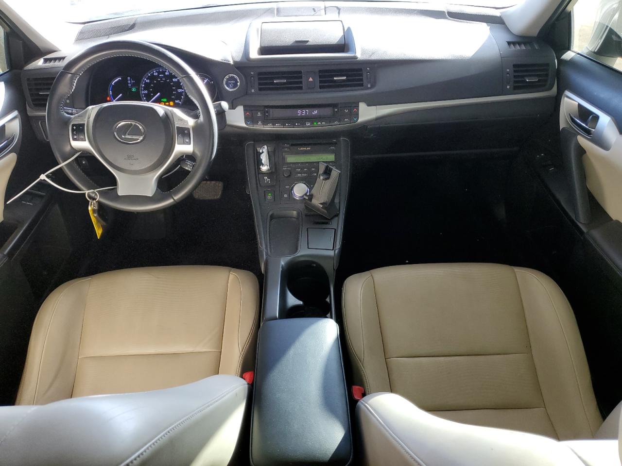 2012 Lexus CT - Image 8