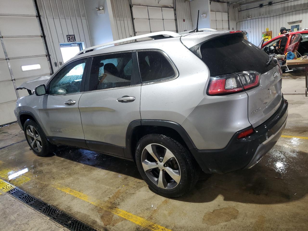2019 Jeep Grand Cherokee - Image 2