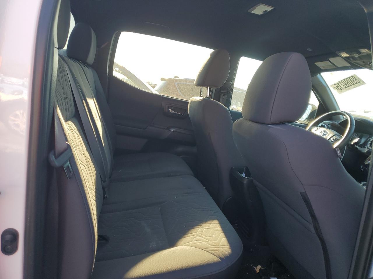 2019 Toyota Tacoma - Image 10