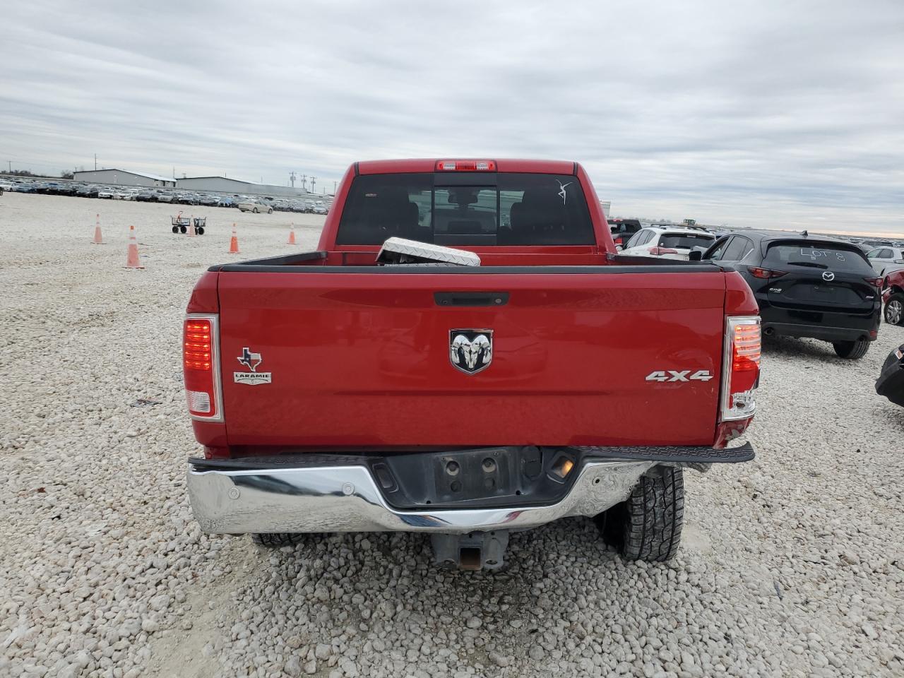 2016 RAM 2500 - Image 6