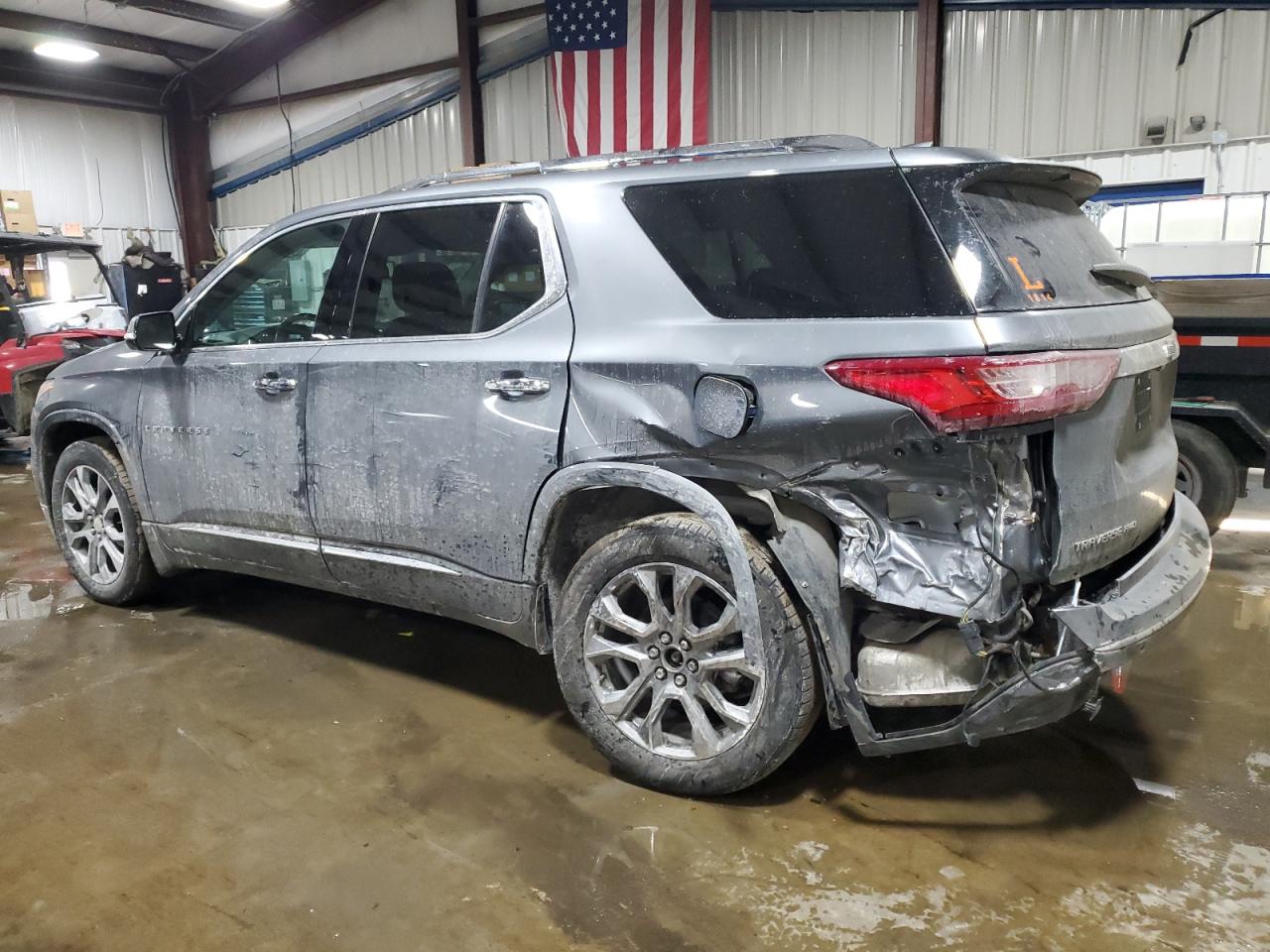 2019 Chevrolet Traverse - Image 2