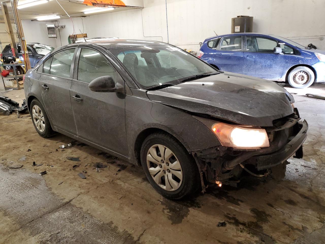 2014 Chevrolet Cruze - Image 4