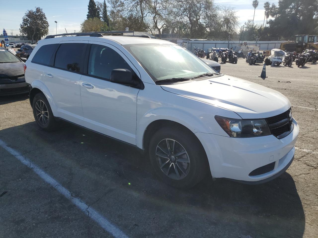 2017 Dodge Journey - Image 4