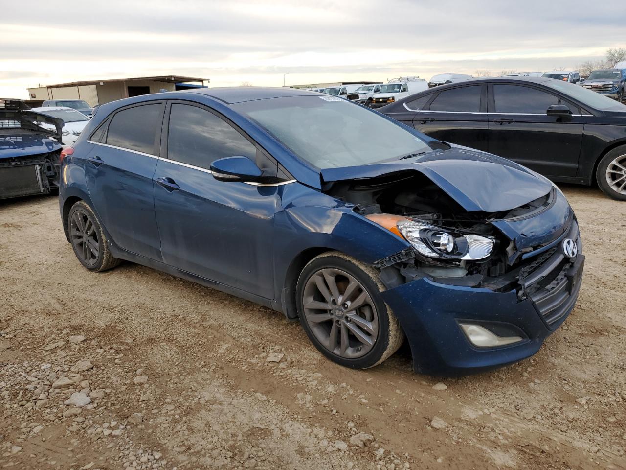 2016 Hyundai Elantra - Image 4