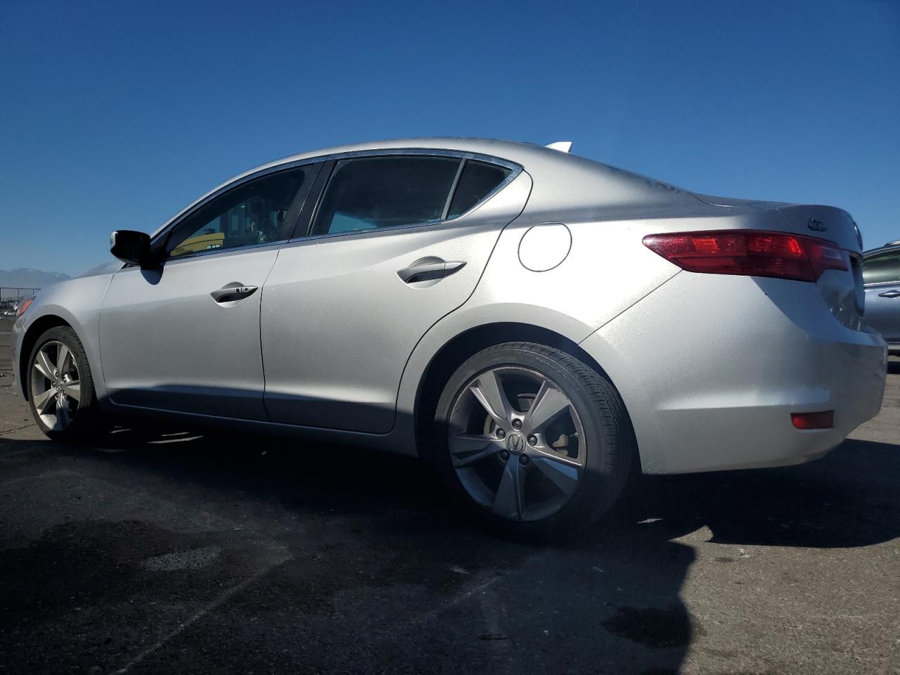 2013 Acura ILX - Image 2