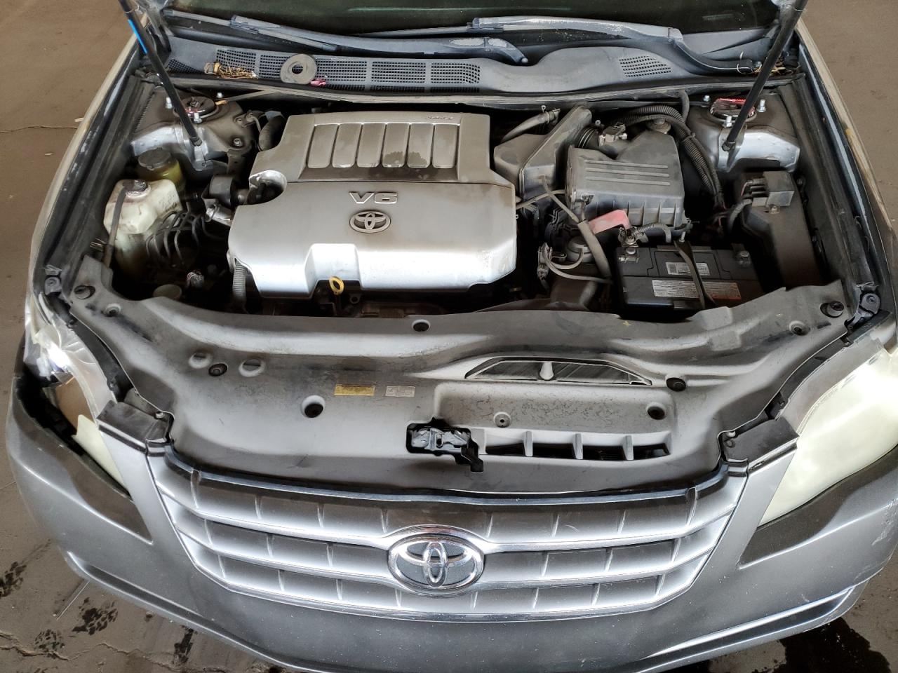 2007 Toyota Avalon - Image 11