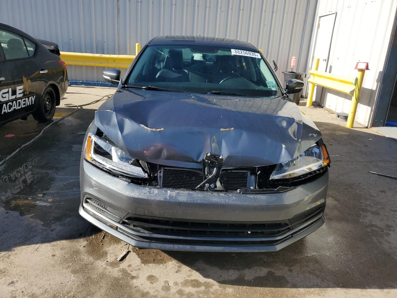 2018 Volkswagen Jetta - Image 5