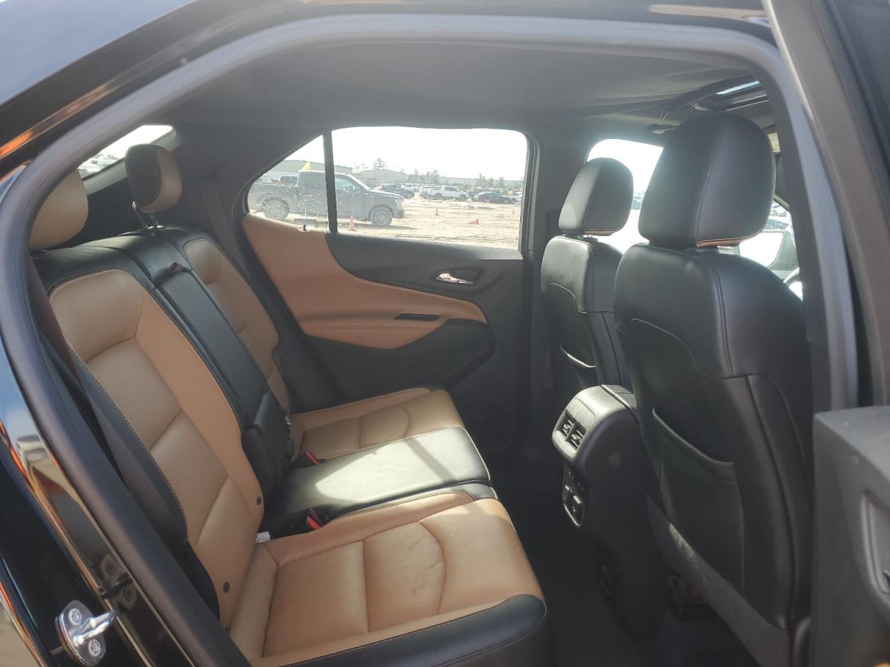 2018 Chevrolet Equinox - Image 12