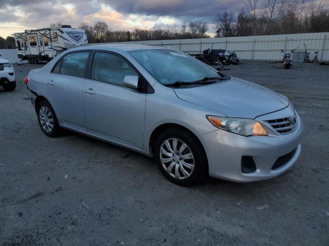  TOYOTA COROLLA 2013 Srebrny