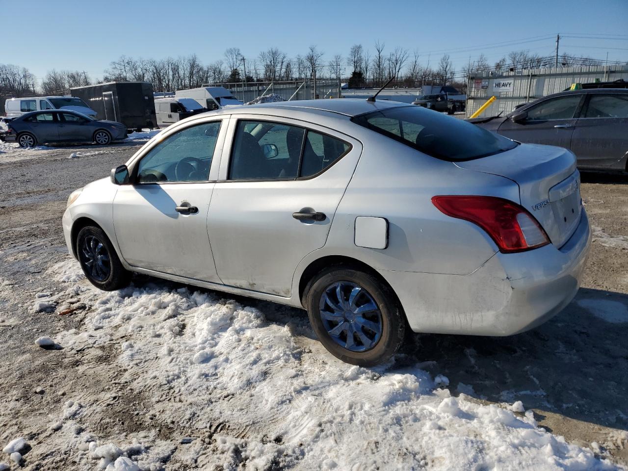 2013 Nissan Versa - Image 2