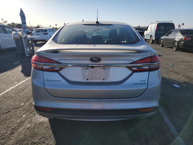  FORD FUSION 2017 Серебристый