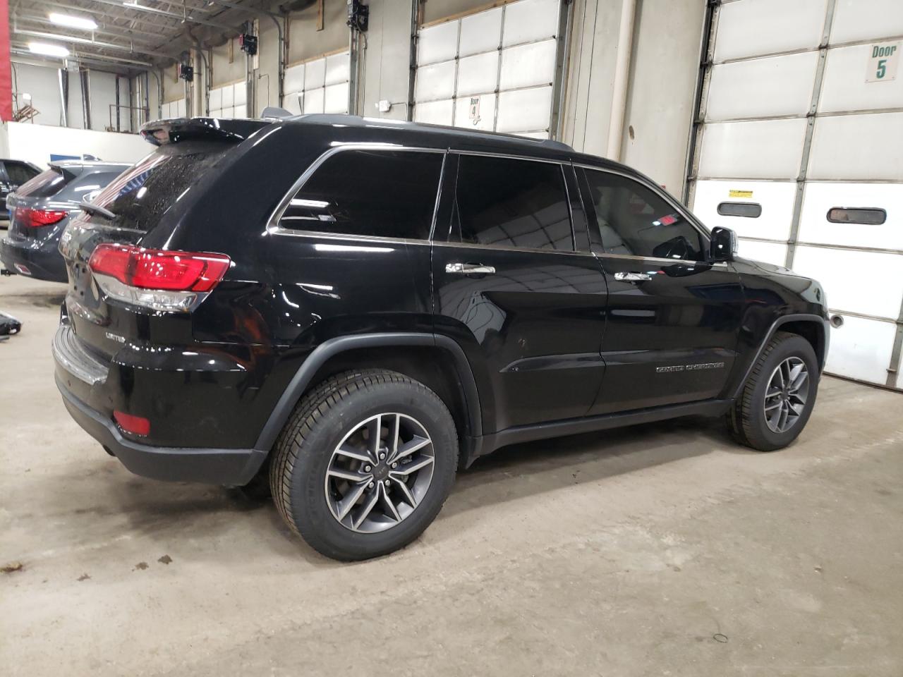 2021 Jeep Grand Cherokee - Image 3