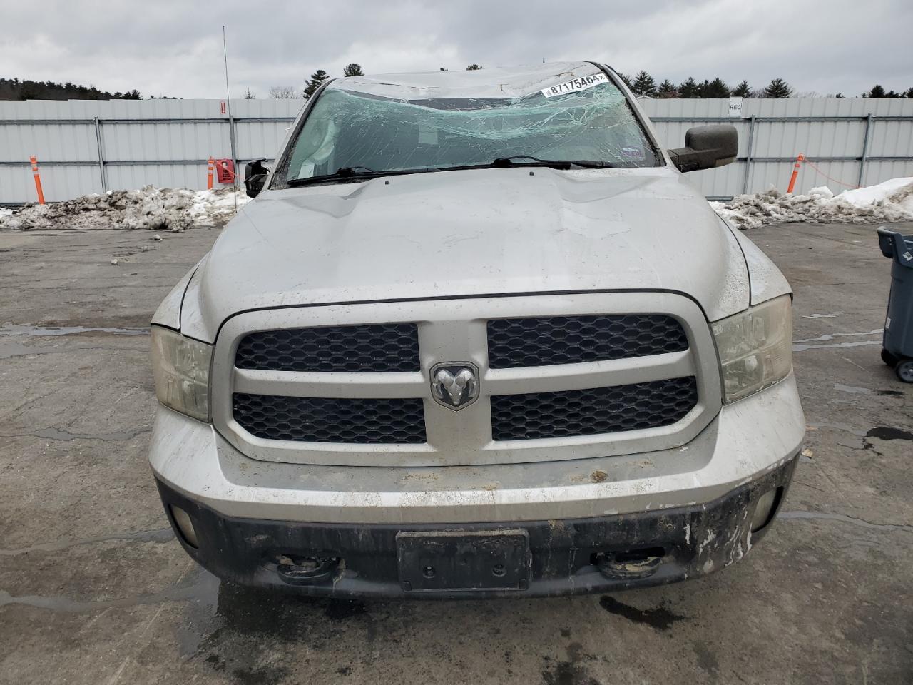 2015 RAM 1500 - Image 5