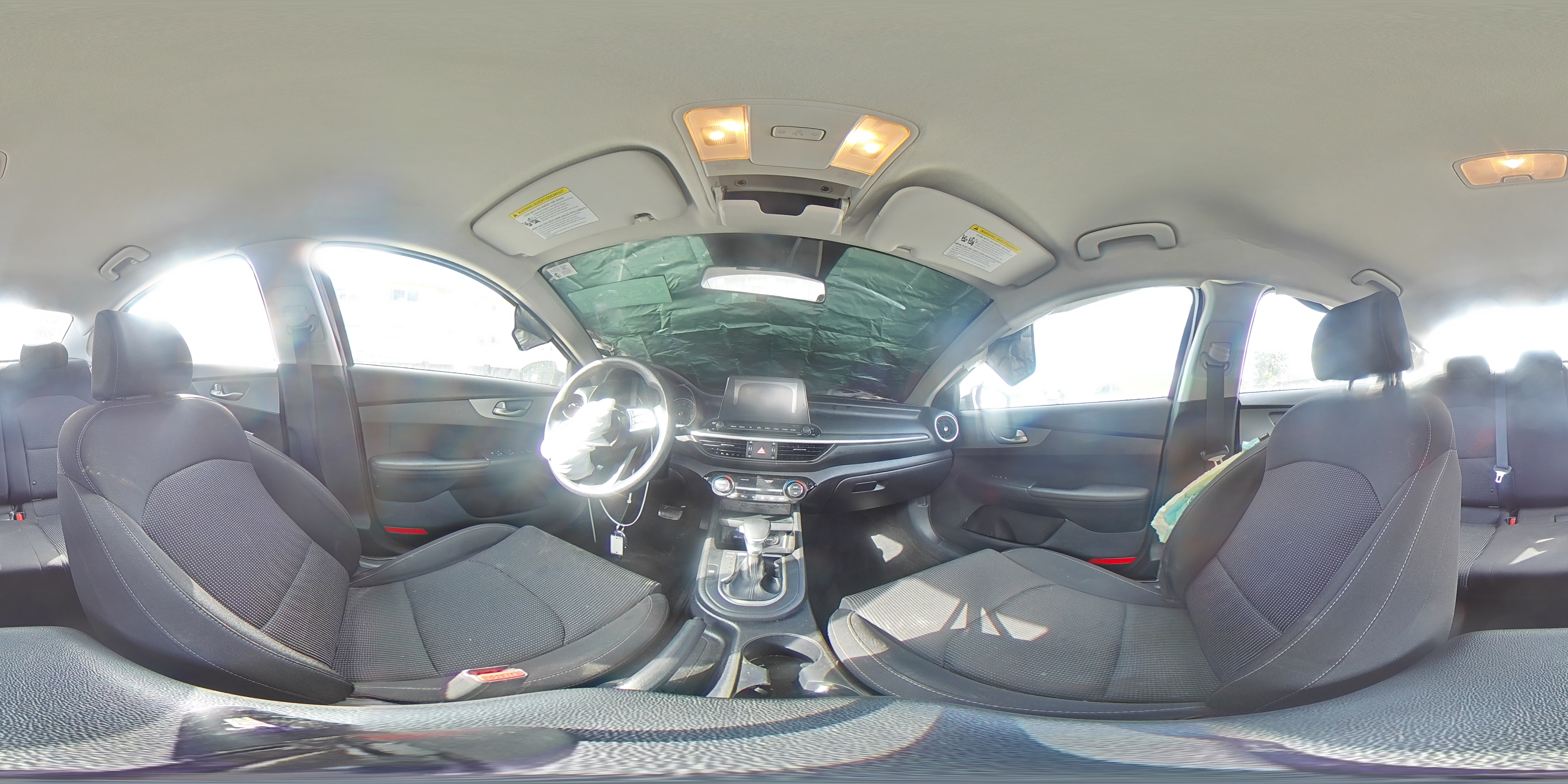 2019 Kia Forte - Image 13