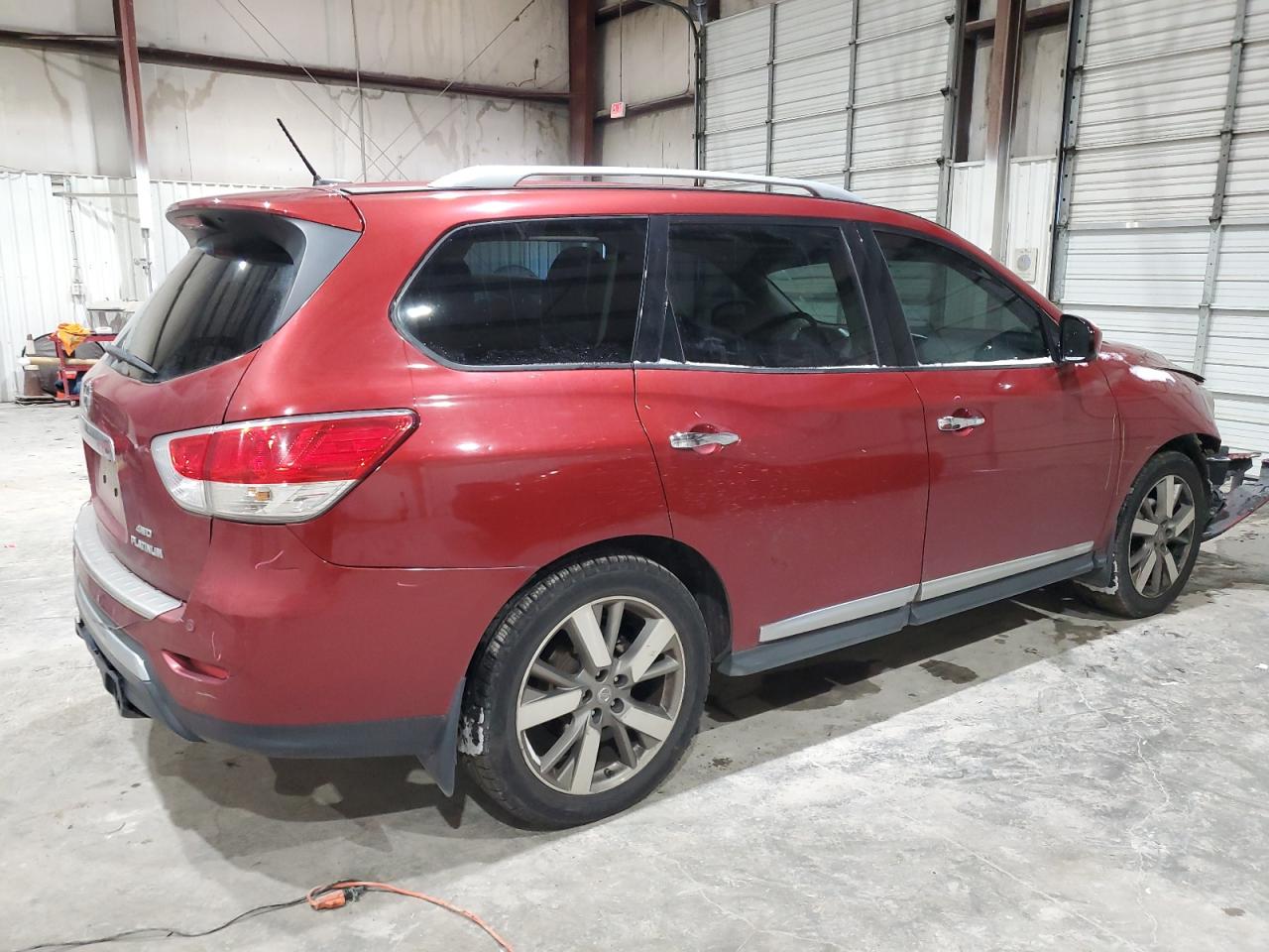 2014 Nissan Pathfinder - Image 3