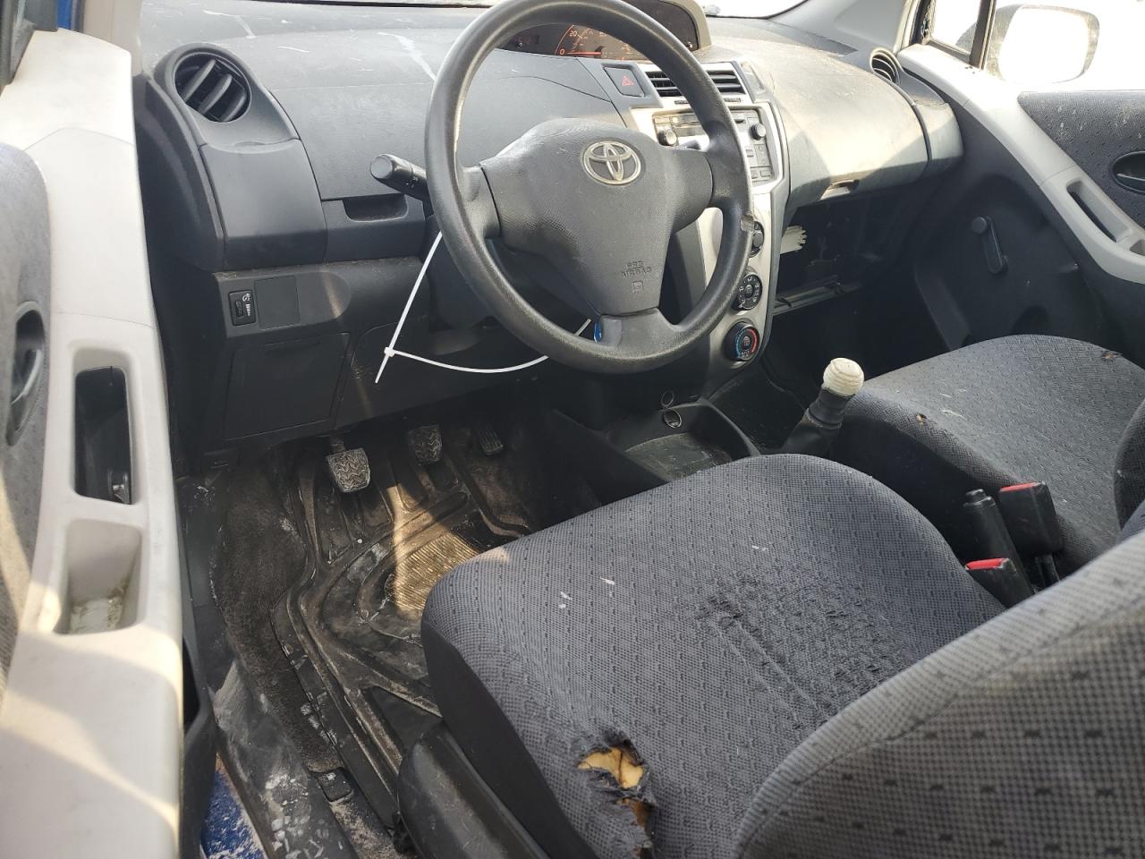 2009 Toyota Yaris - Image 8