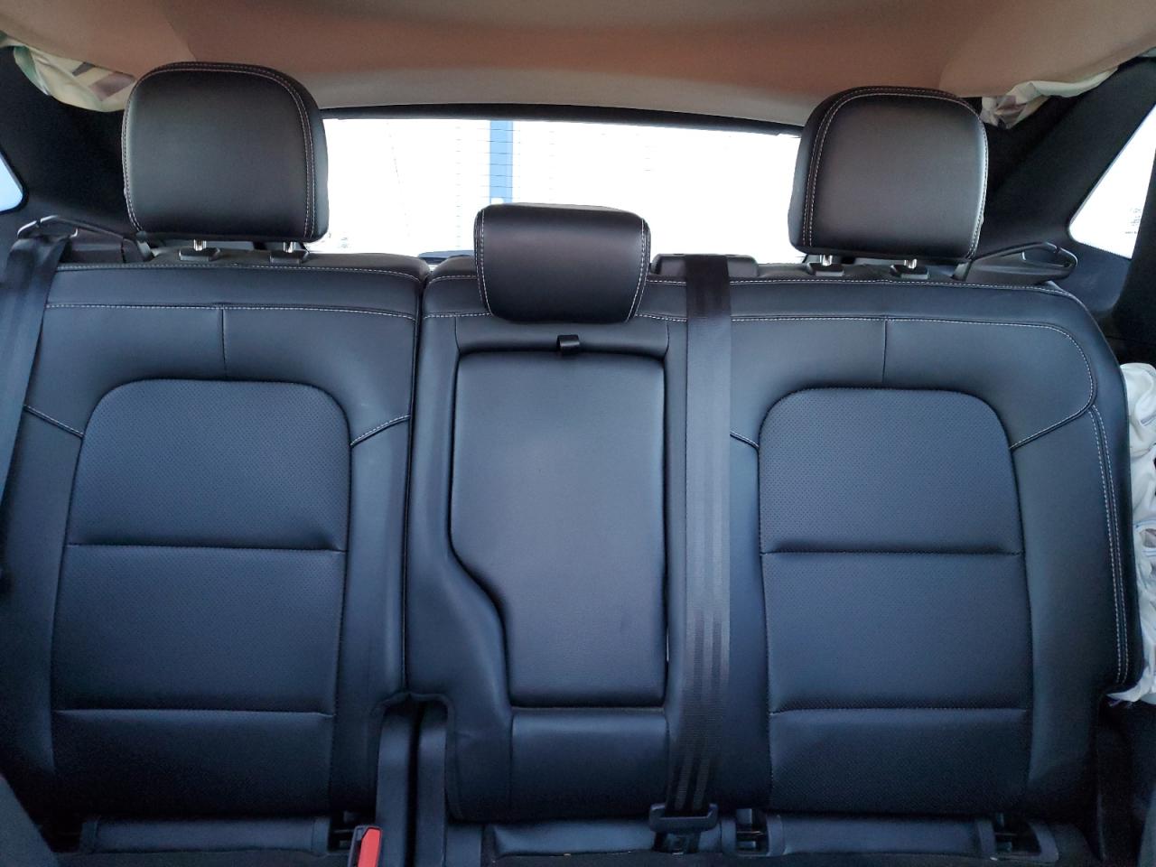 2020 Ford Escape - Image 10