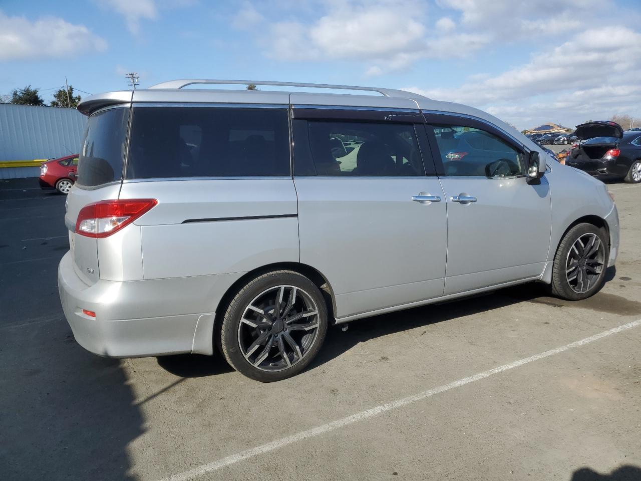 2015 Nissan Quest - Image 3