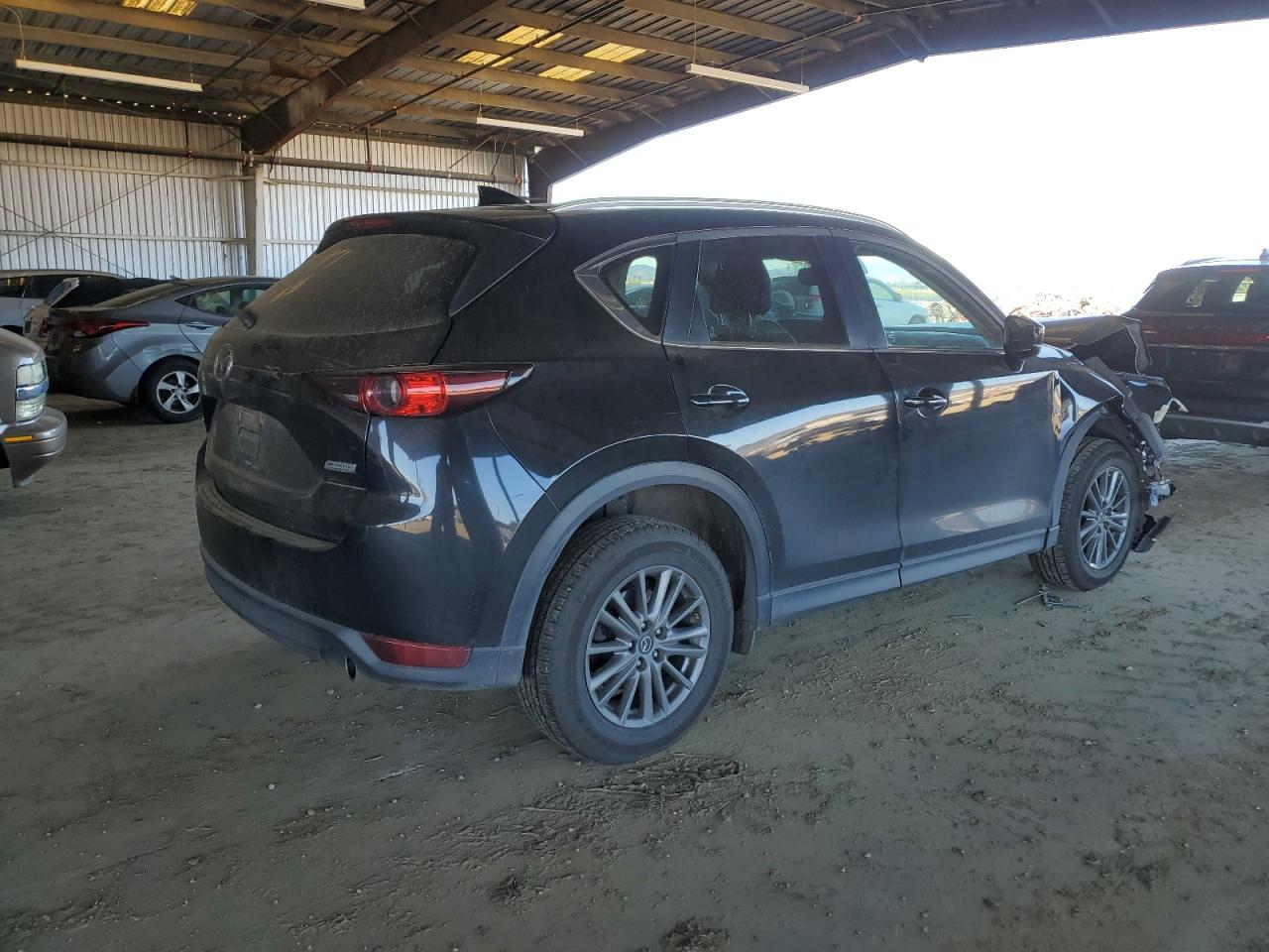 2017 Mazda CX-5 - Image 3