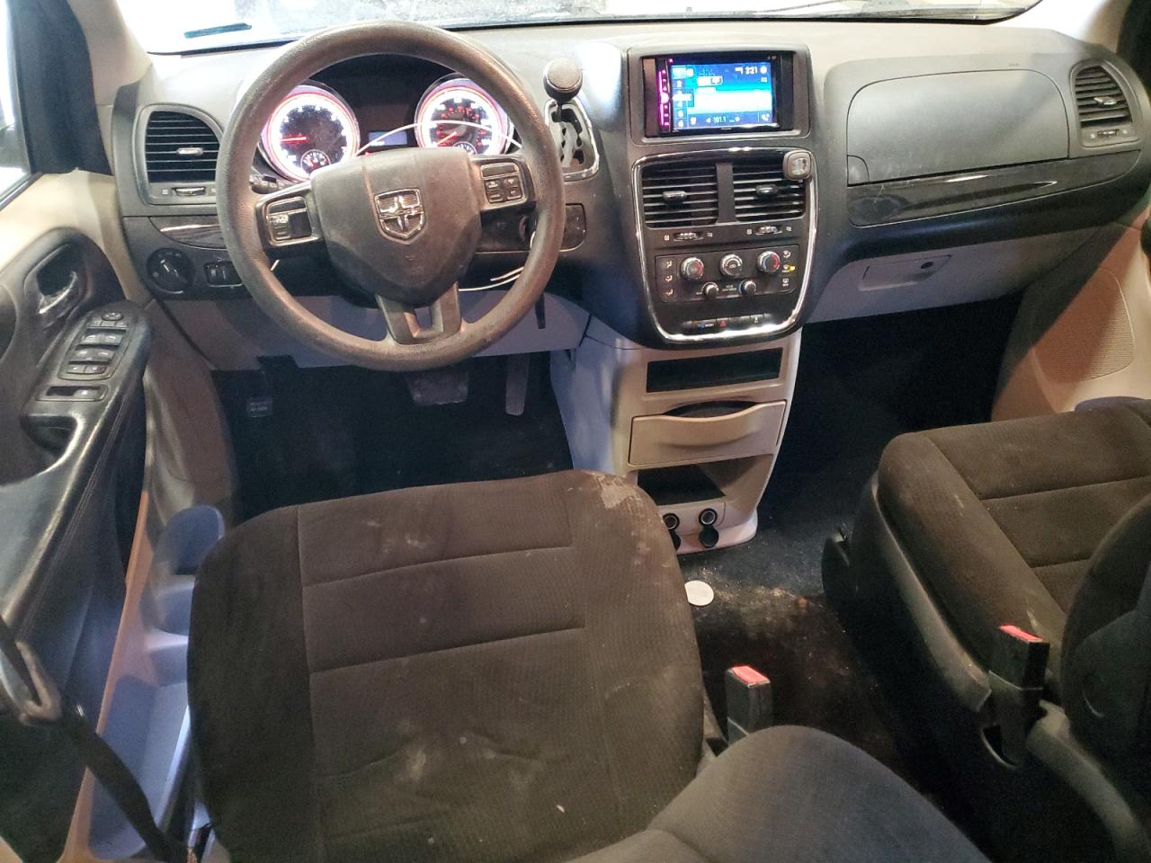2012 Dodge Caravan - Image 8