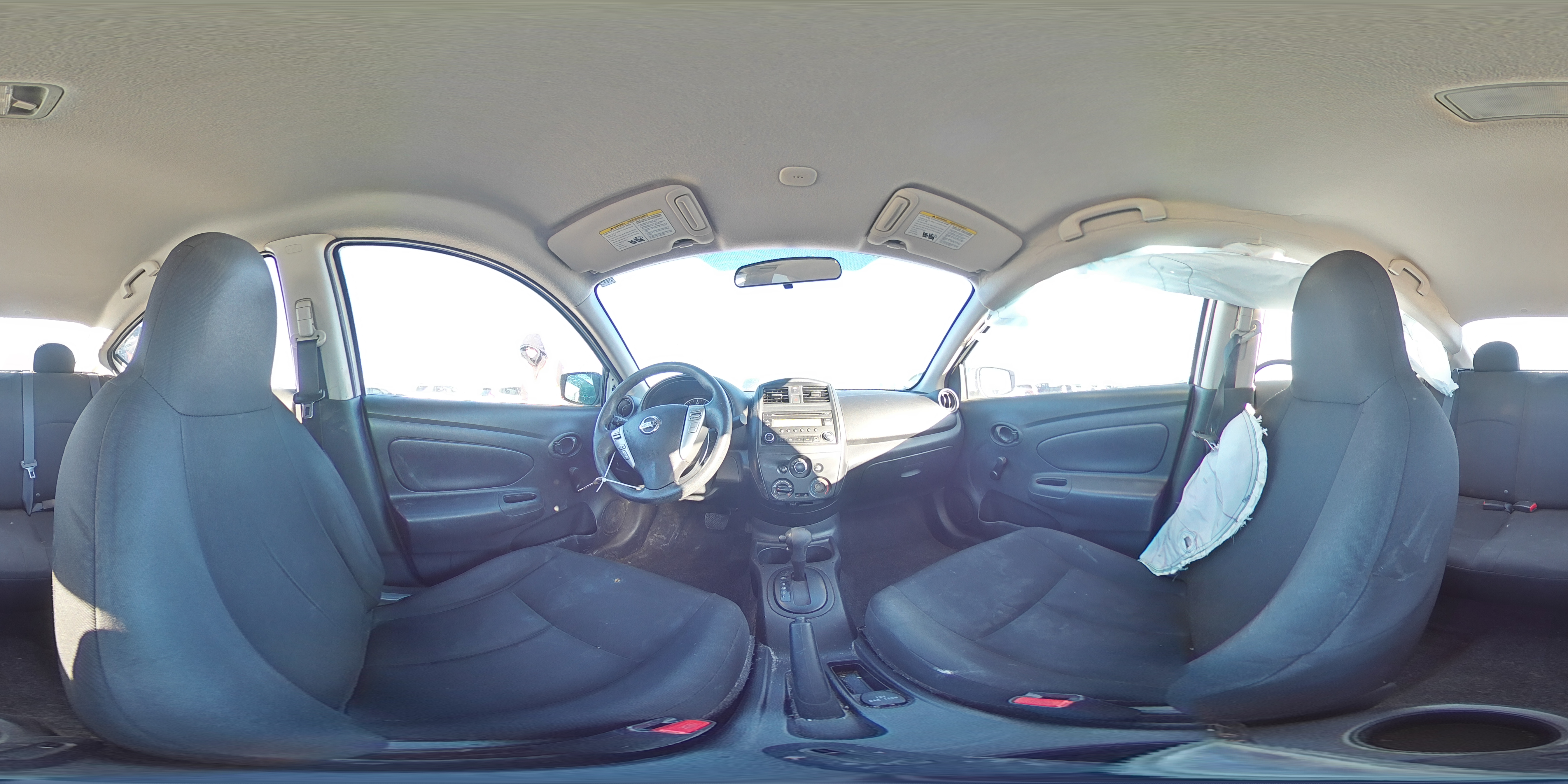 2016 Nissan Versa - Image 15