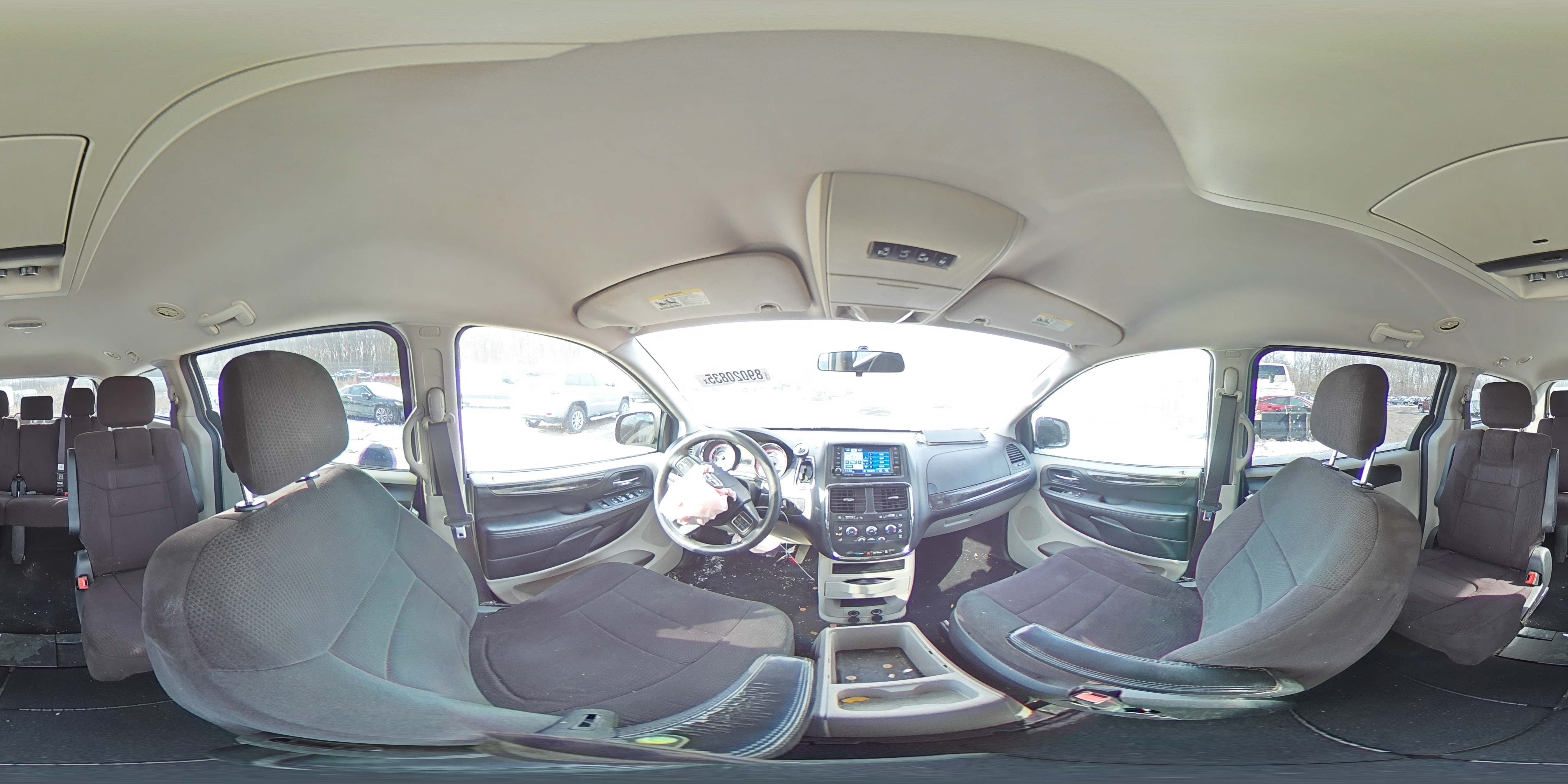 2011 Dodge Caravan - Image 13