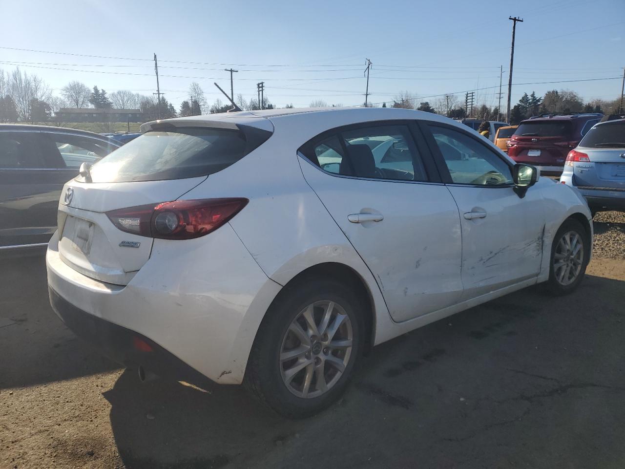2016 Mazda 3 - Image 3