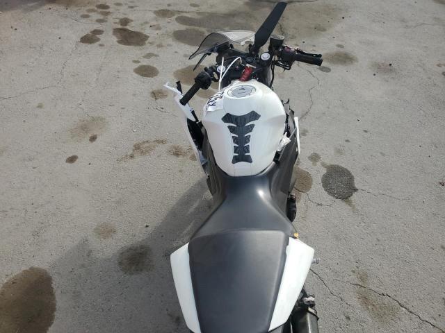 undisplay YAMAHA YZF600 2015 Білий