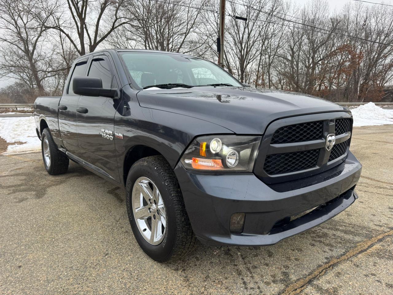 VIN 1C6RR7FTXJS284600 2018 RAM 1500 no.1