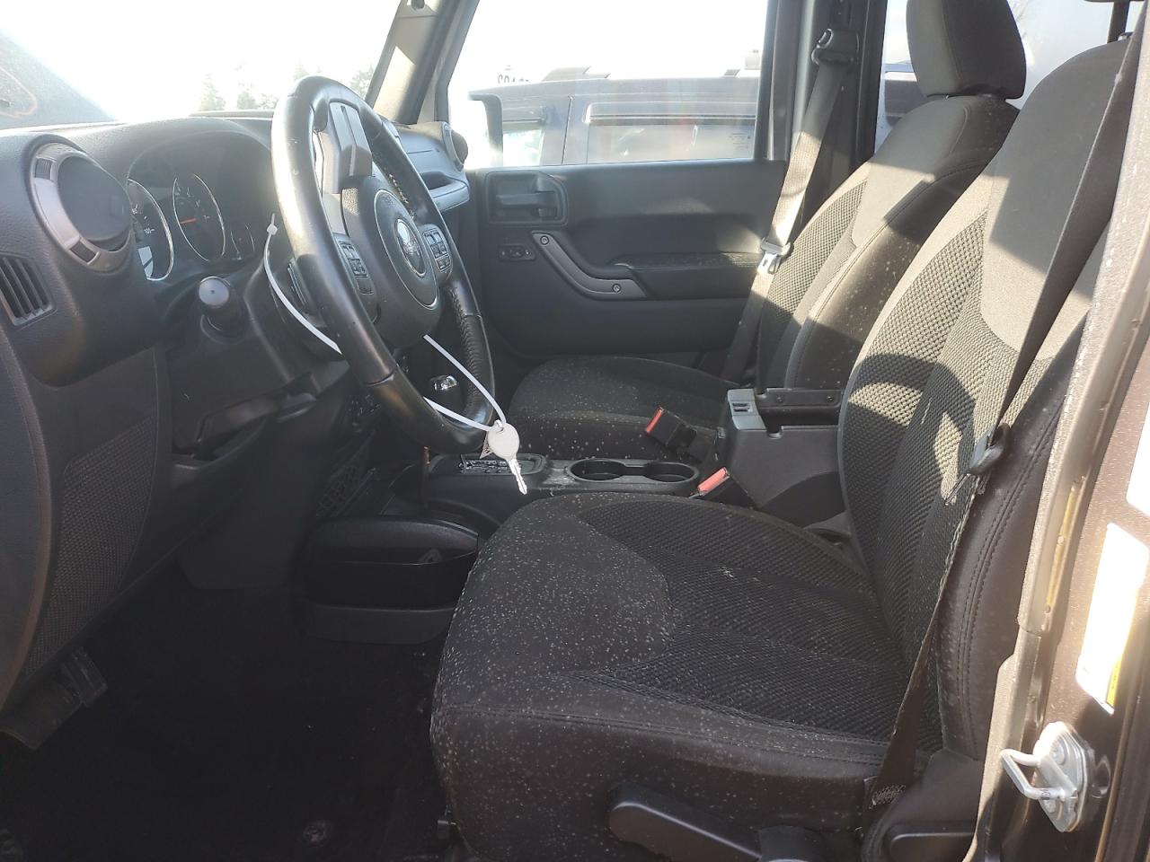 2017 Jeep Wrangler - Image 7
