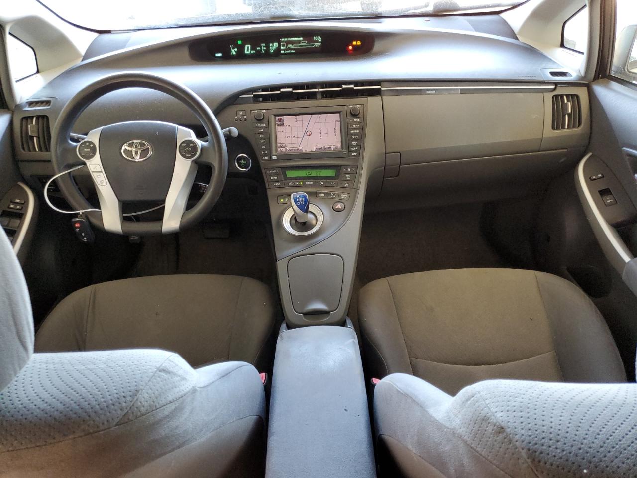 2010 Toyota Prius - Image 8