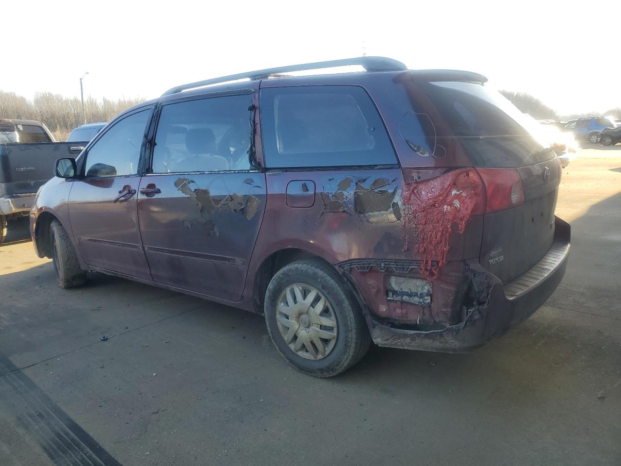 2006 Toyota Sienna - Image 2