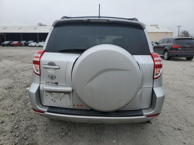  TOYOTA RAV4 2012 Серебристый