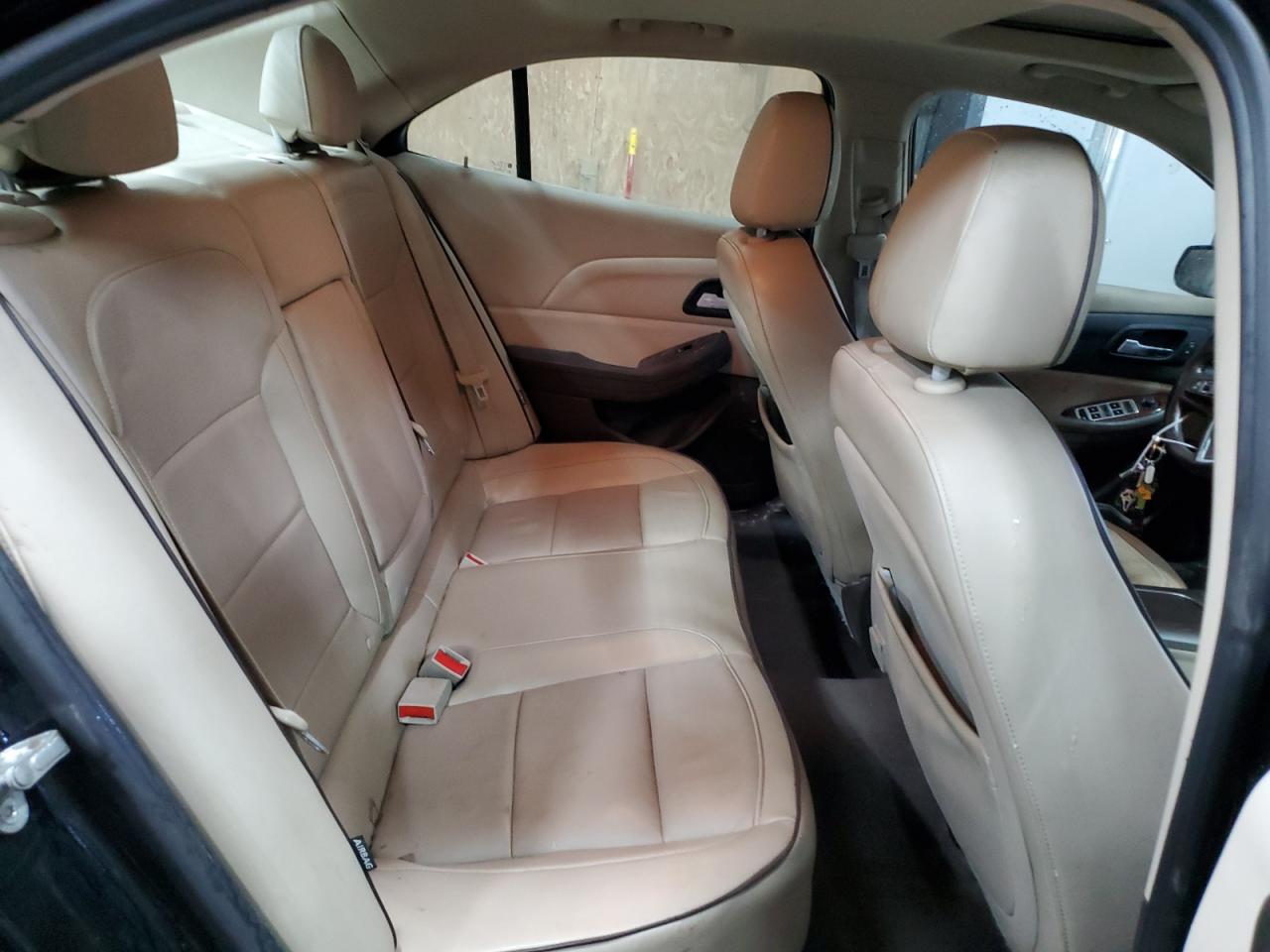 2013 Chevrolet Malibu - Image 10