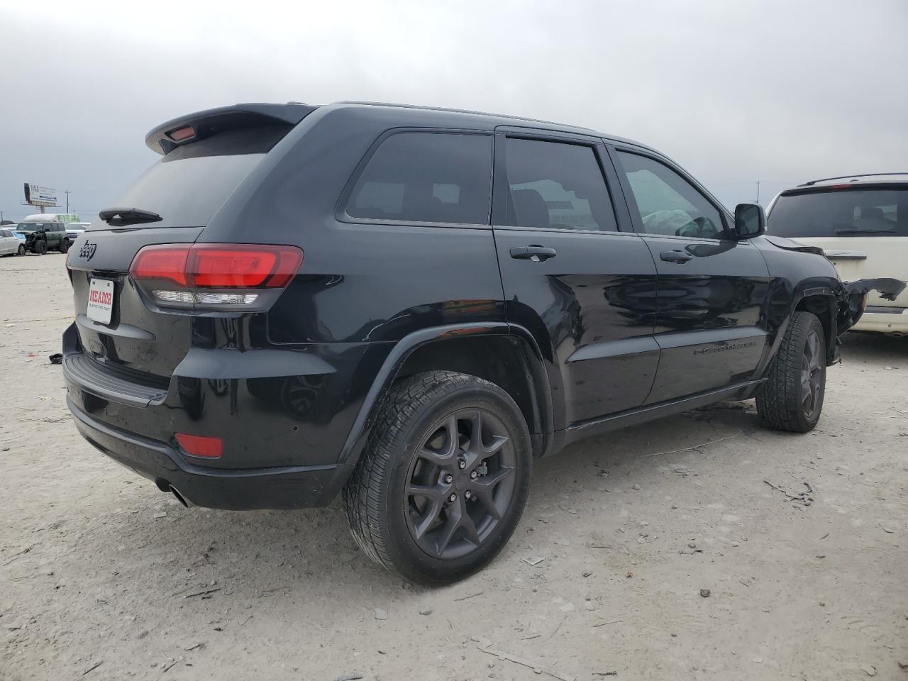 2021 Jeep Grand Cherokee - Image 3