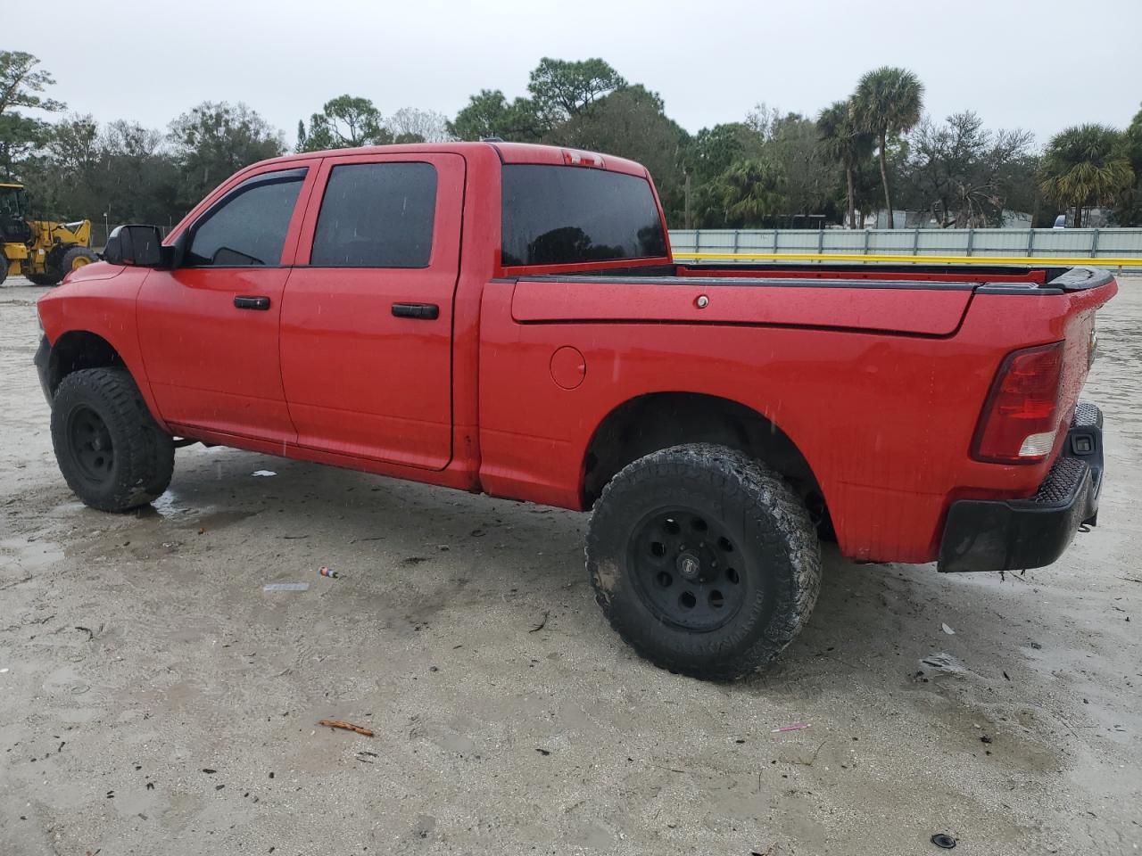 2015 RAM 1500 - Image 2