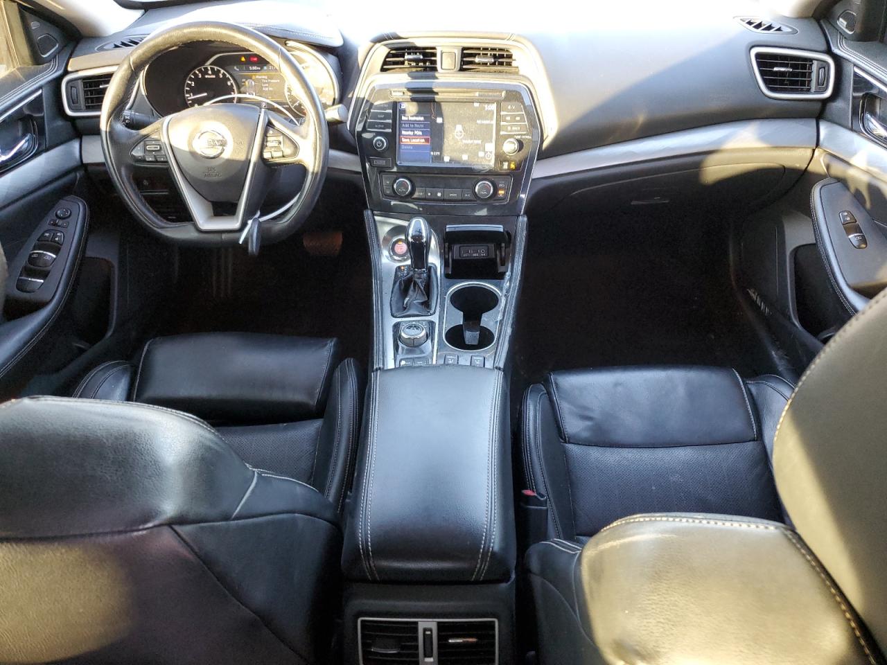 2017 Nissan Maxima - Image 8