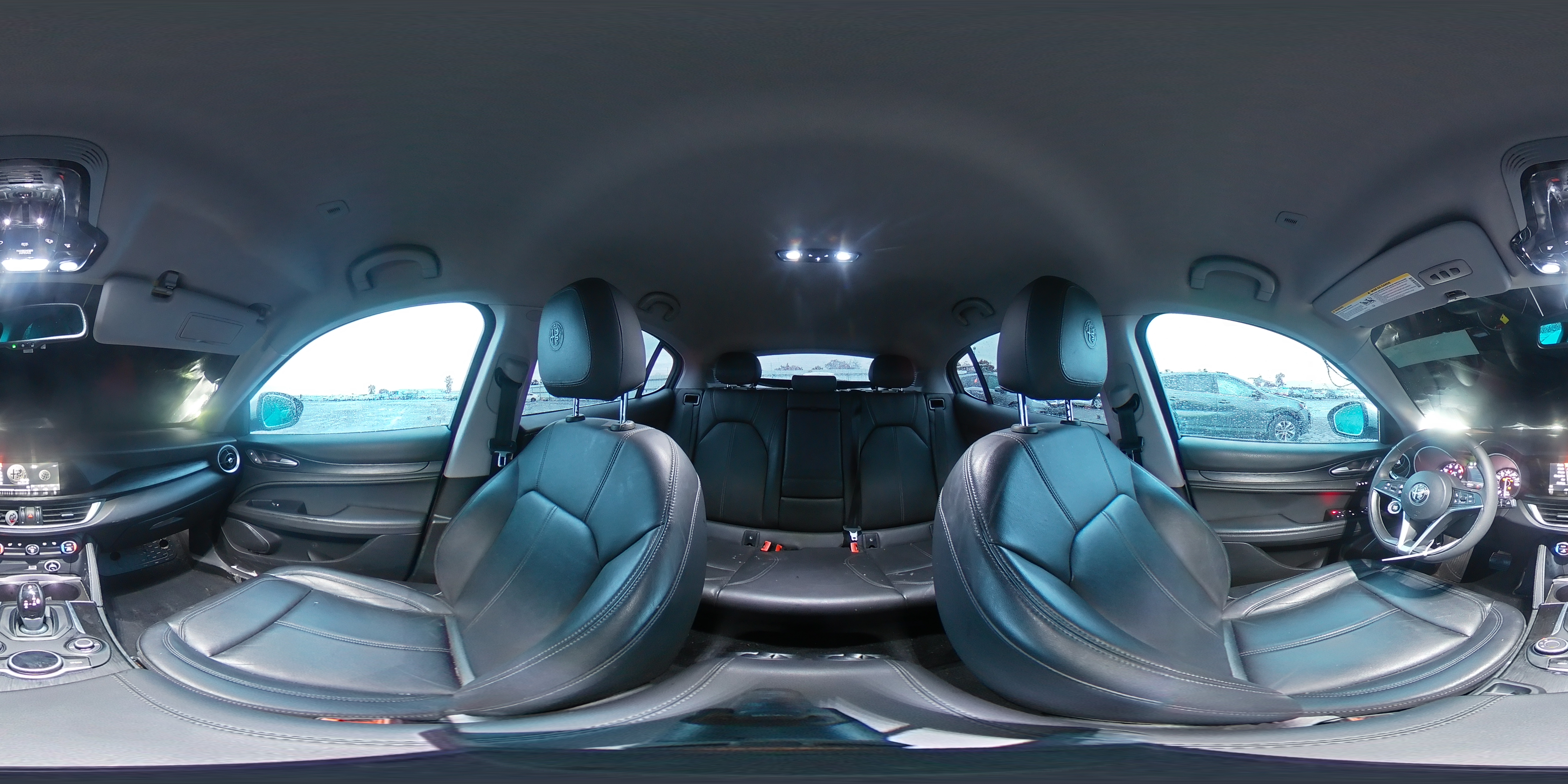 2018 Alfa Romeo Stelvio - Image 12