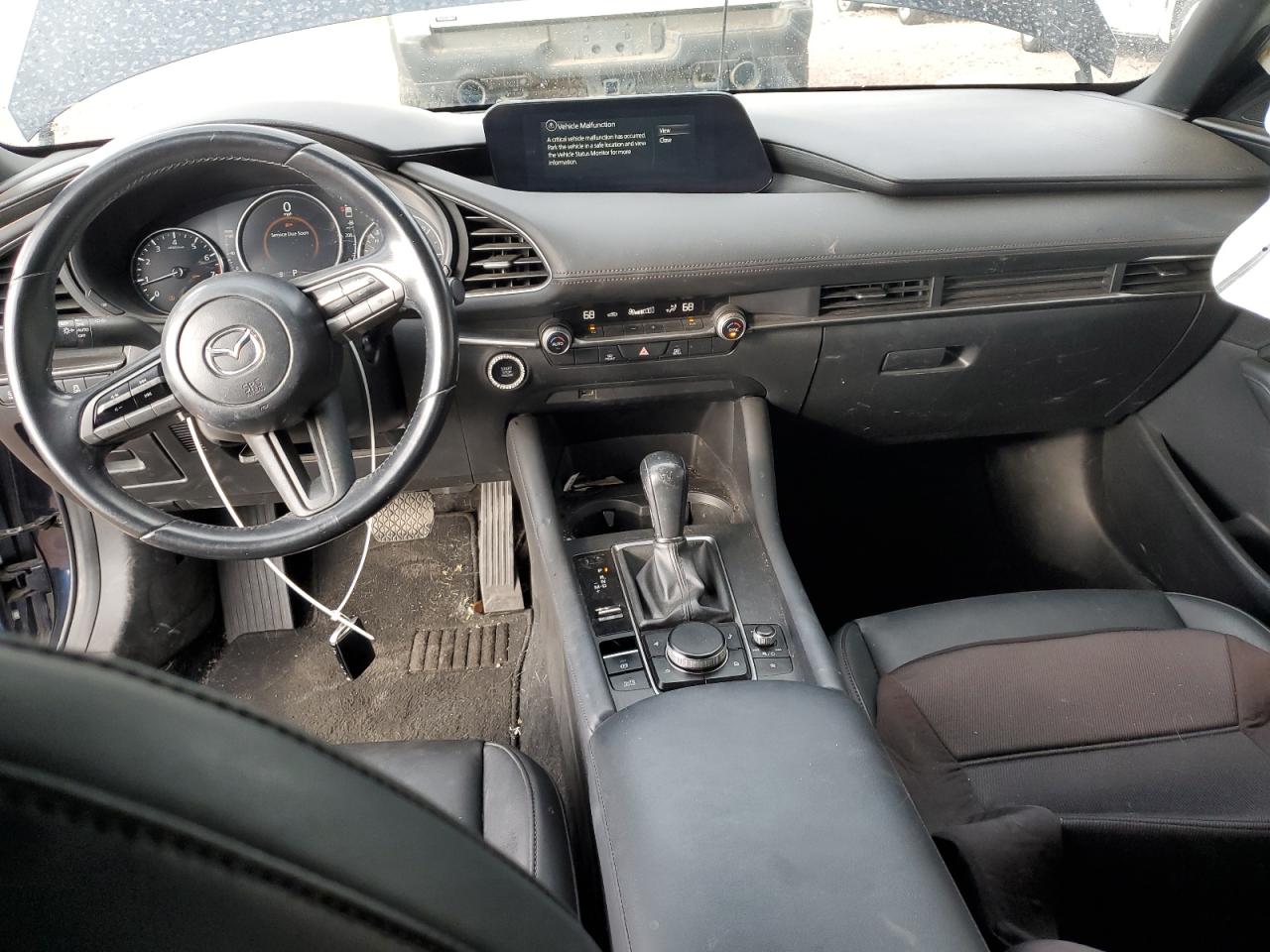 2021 Mazda 3 - Image 8