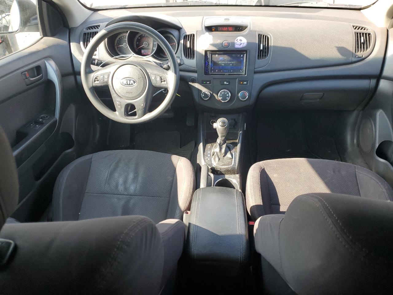 2012 Kia Forte - Image 8