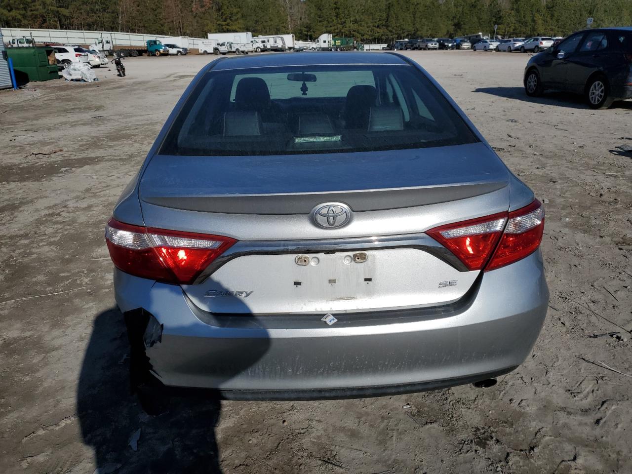 2016 Toyota Camry - Image 6